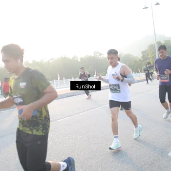 Runner Photo 6831317