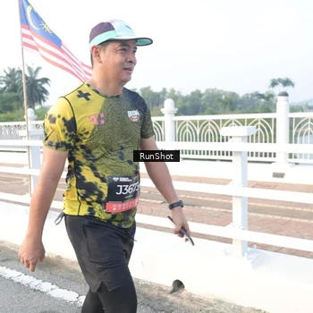Runner Photo 6831363