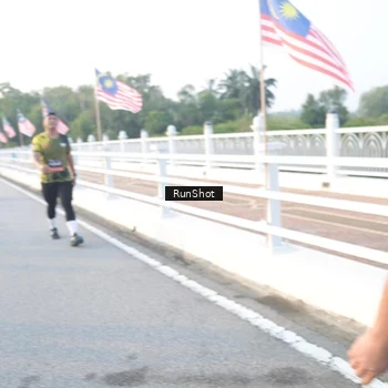 Runner Photo 6831365