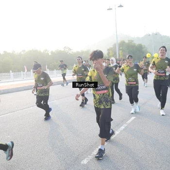 Runner Photo 6831382