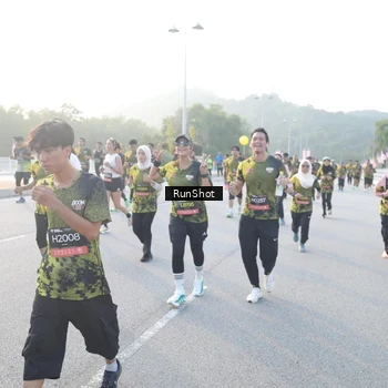 Runner Photo 6831403