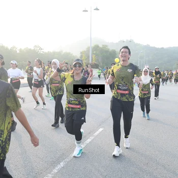 Runner Photo 6831413