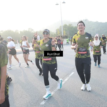 Runner Photo 6831419