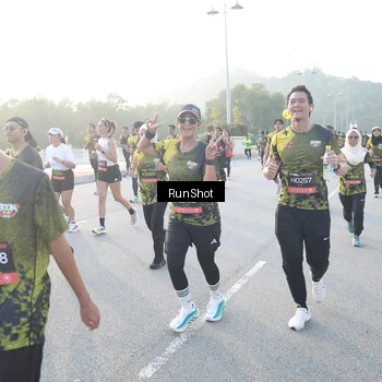 Runner Photo 6831421