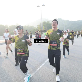 Runner Photo 6831429