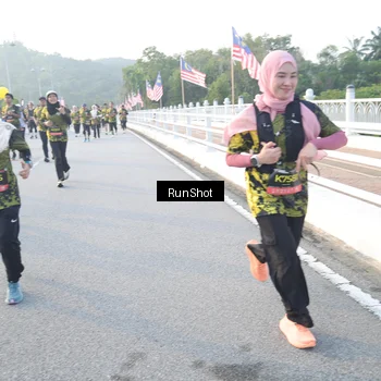 Runner Photo 6831462