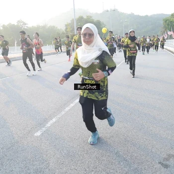 Runner Photo 6831479