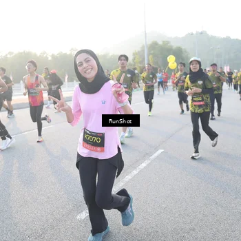 Runner Photo 6831498