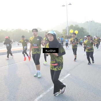 Runner Photo 6831524