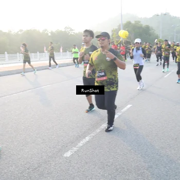 Runner Photo 6831570