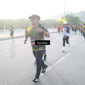 Runner Photo 6831588