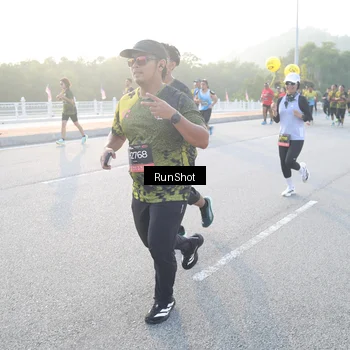 Runner Photo 6831596