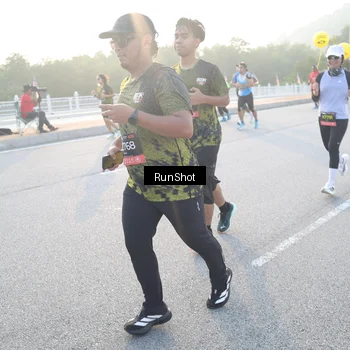 Runner Photo 6831607