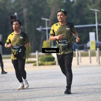 Runner Photo 6832041