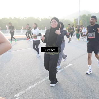 Runner Photo 6832201
