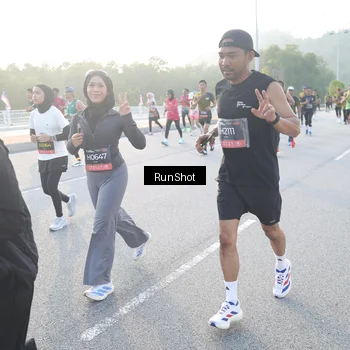 Runner Photo 6832344