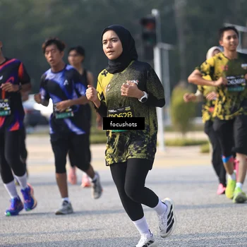 Runner Photo 6832405
