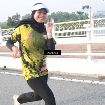 Runner Photo 6832492
