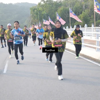 Runner Photo 6832502
