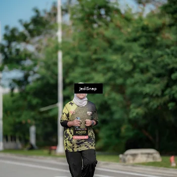Runner Photo 6832625