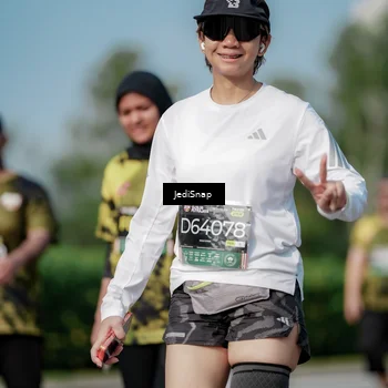 Runner Photo 6832637