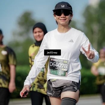 Runner Photo 6832643