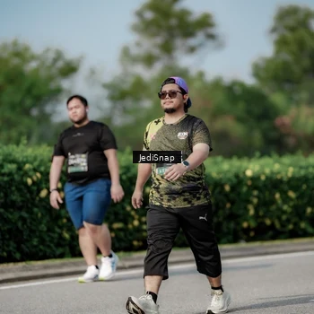 Runner Photo 6832665
