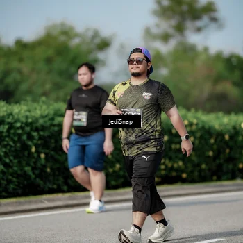 Runner Photo 6832669