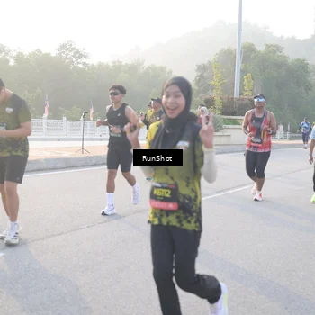 Runner Photo 6832765
