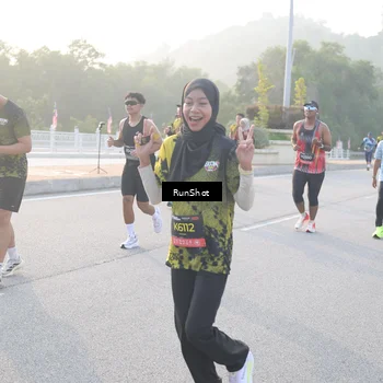 Runner Photo 6832772
