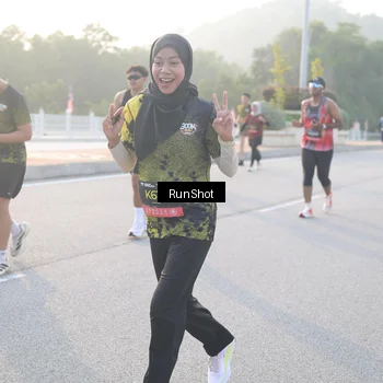 Runner Photo 6832773