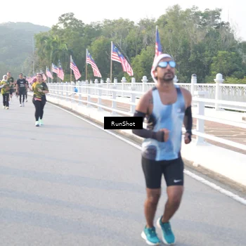 Runner Photo 6832786