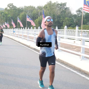 Runner Photo 6832787