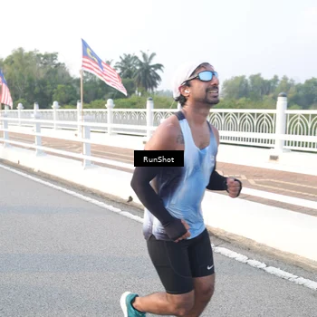 Runner Photo 6832815