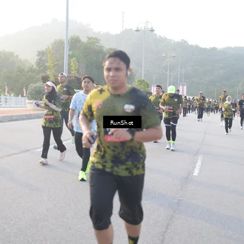 Runner Photo 6832825