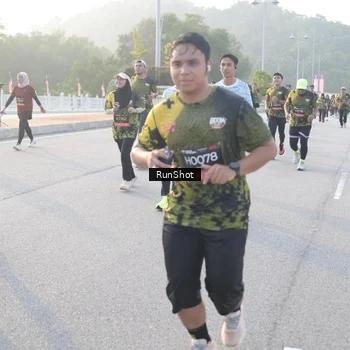 Runner Photo 6832833