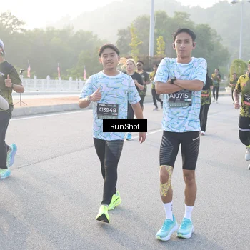 Runner Photo 6832868