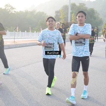 Runner Photo 6832874