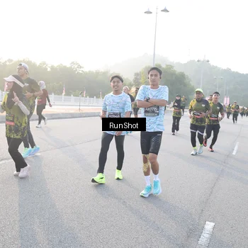 Runner Photo 6832882