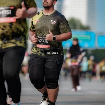 Runner Photo 6832895
