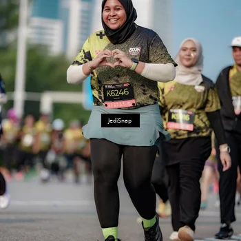 Runner Photo 6832915