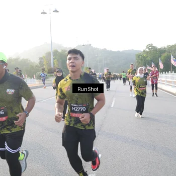 Runner Photo 6832941