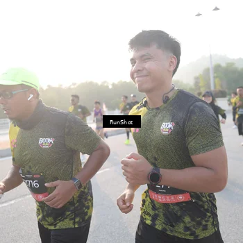 Runner Photo 6832964