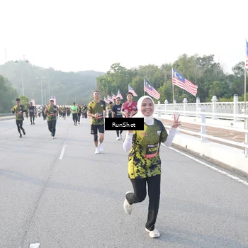 Runner Photo 6832978