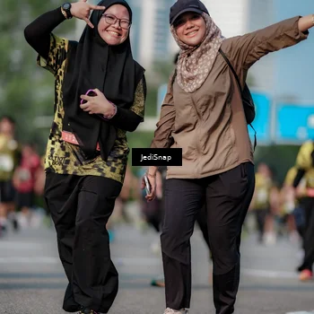 Runner Photo 6832980