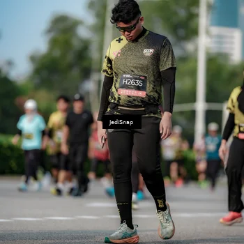 Runner Photo 6832986