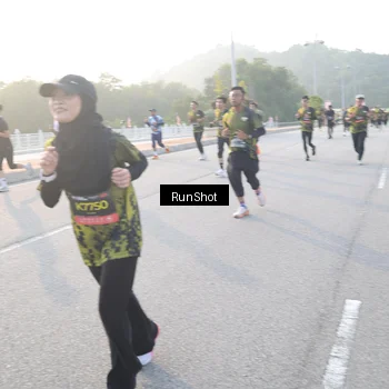 Runner Photo 6832988