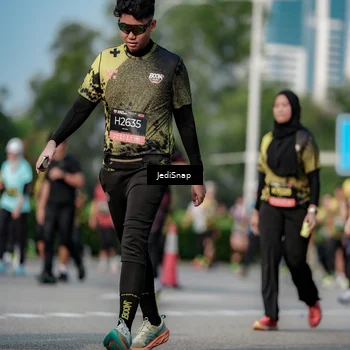 Runner Photo 6832990