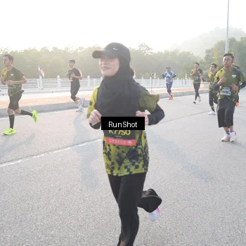 Runner Photo 6833001