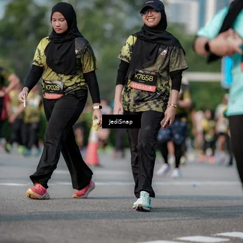 Runner Photo 6833002